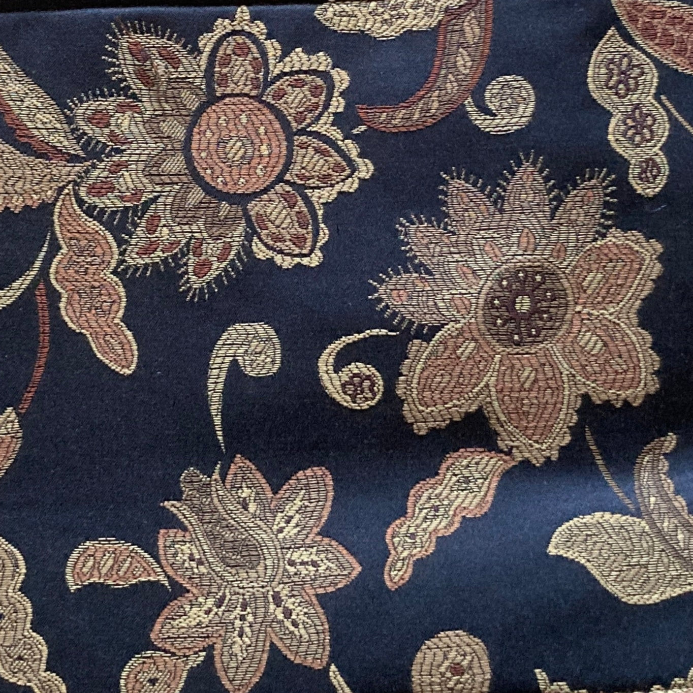 Flora Luxe Tote Fabric Detail