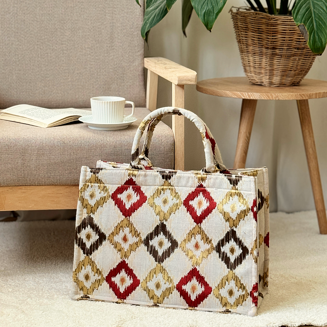 Jacquard Jewel
