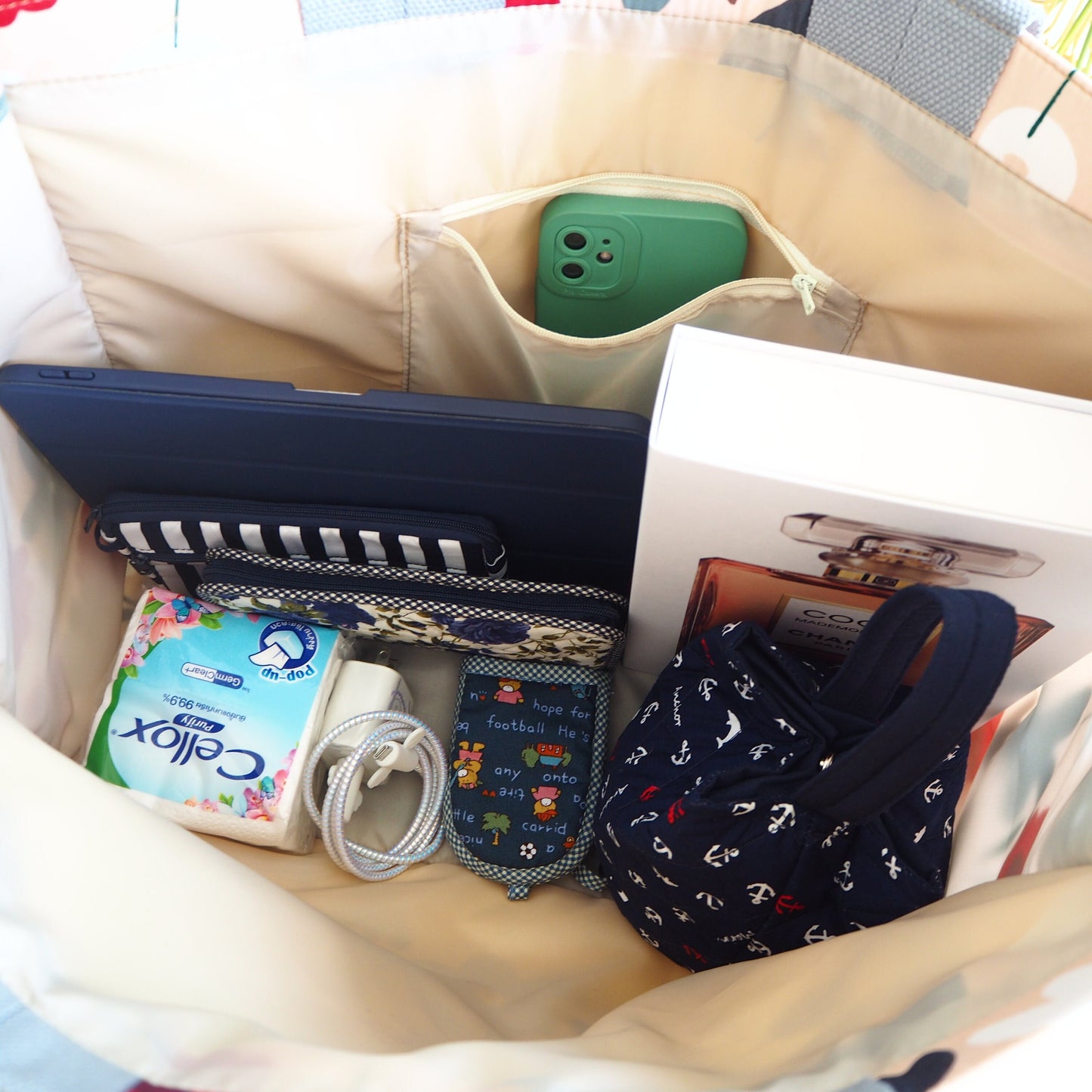 Jumbo Shopping Bag - Unique Floral and Bold Prints - Showing inside lining and zipper pocket and lots of stuff in the bag.