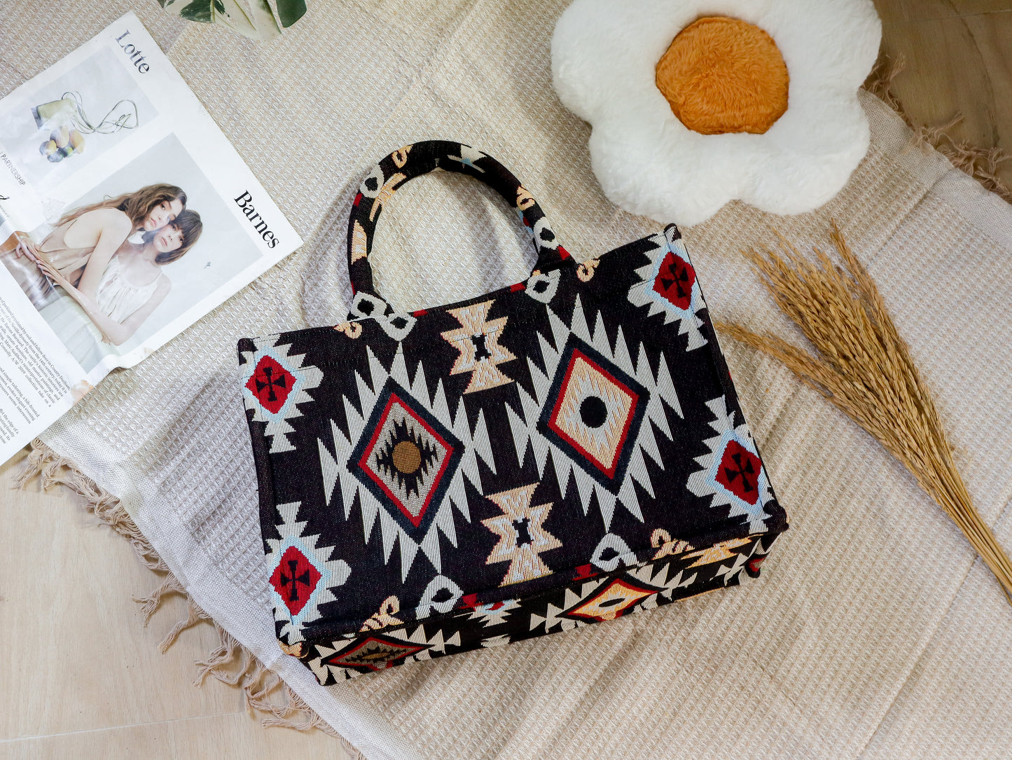 Jacquard Woven Bohemian Tote Bag: Handmade Design