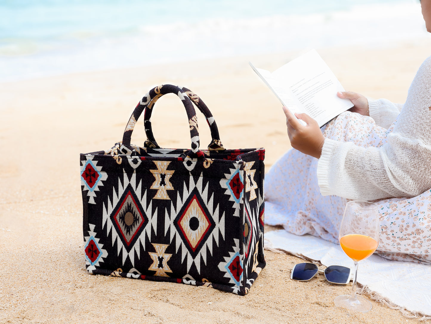 Jacquard Woven Bohemian Tote Bag: Handmade Design