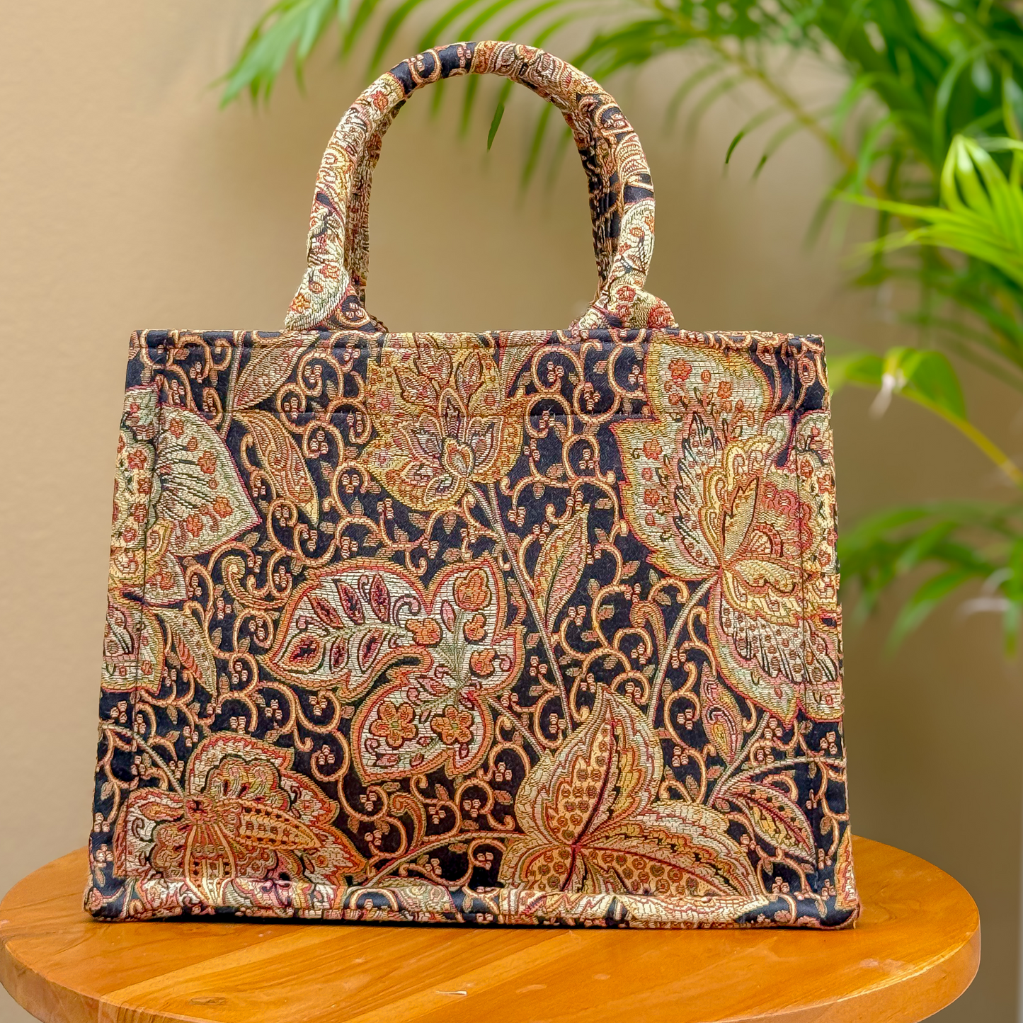 Woven Trail Companion